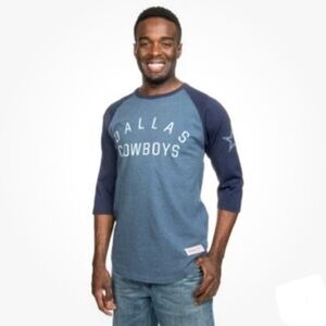 Dallas Cowboys NFL Mitchell & Ness 3/4 Sleeve Raglan Tee Size Large Blue Shirt
